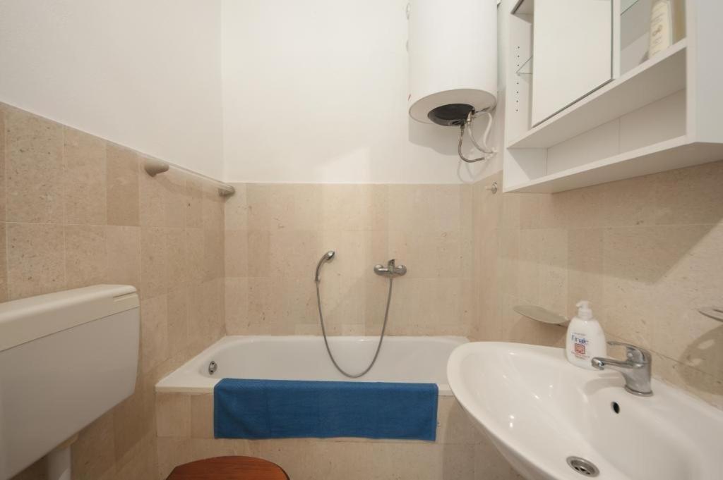 Apartments Kalajzic Пучишча Номер фото
